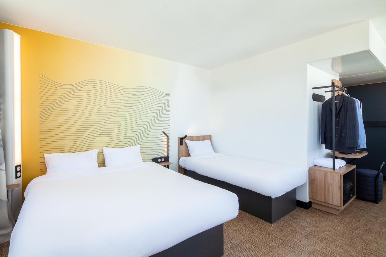 B&B Hotel Massy Gare Tgv Esterno foto