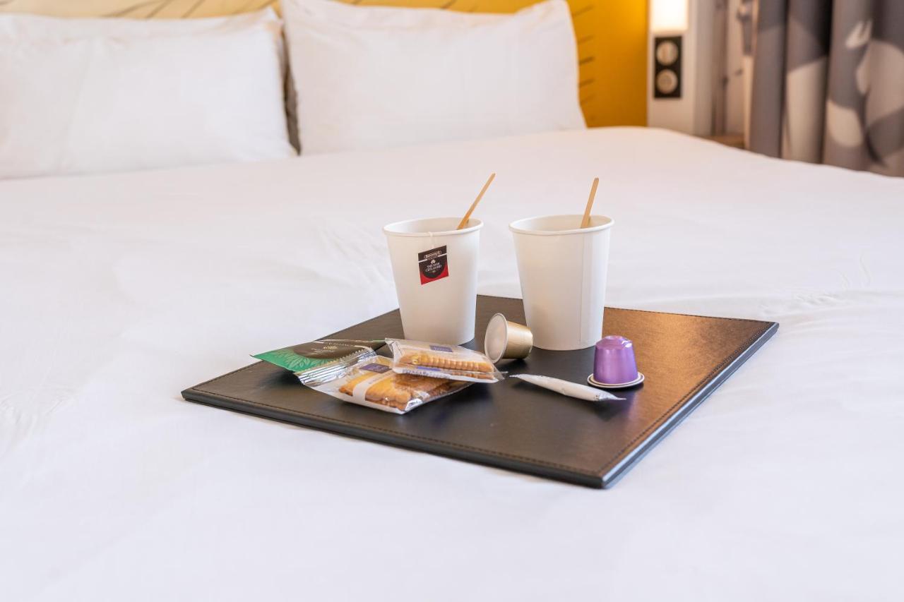 B&B Hotel Massy Gare Tgv Esterno foto