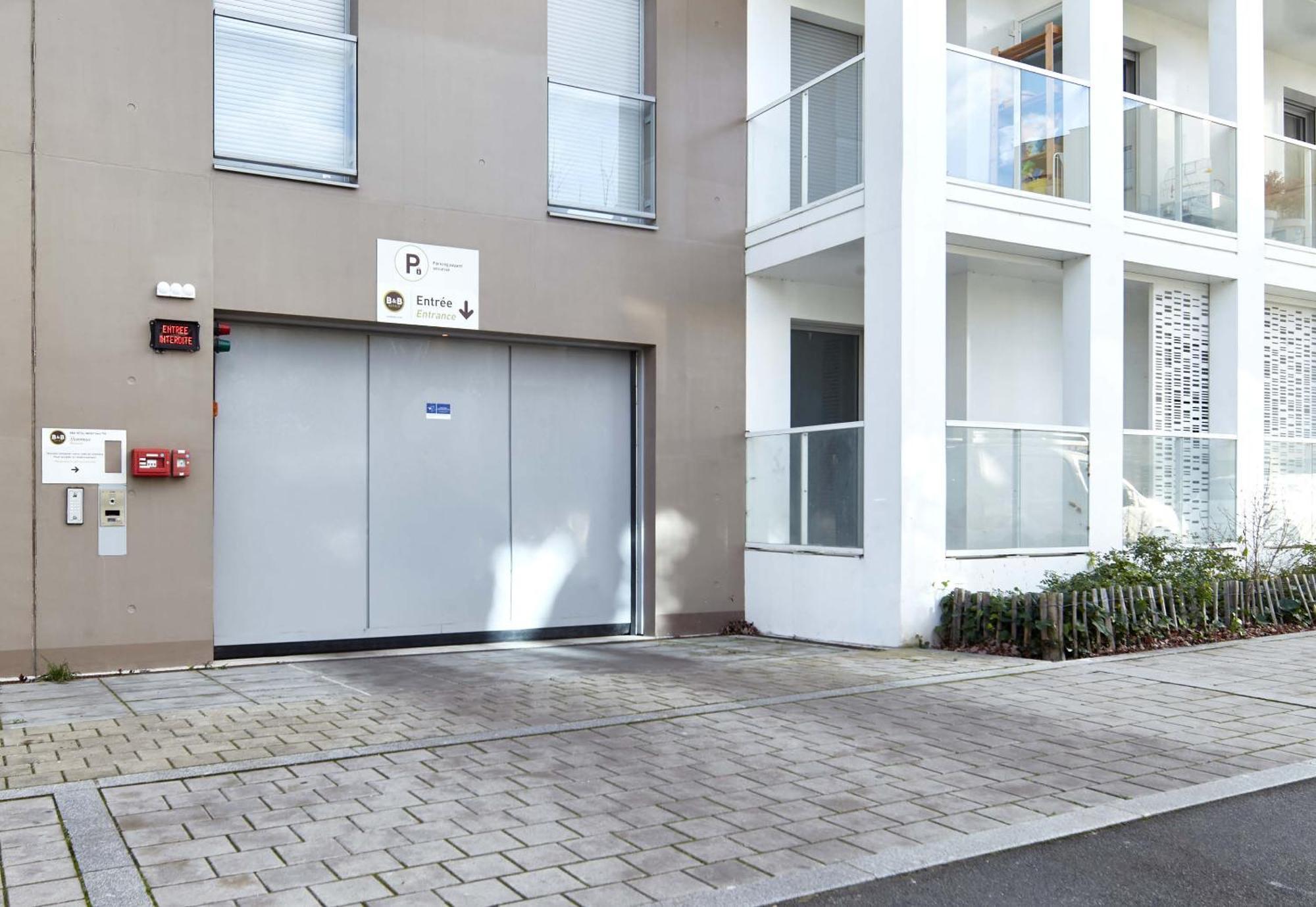 B&B Hotel Massy Gare Tgv Esterno foto