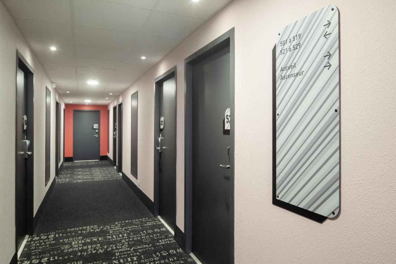 B&B Hotel Massy Gare Tgv Esterno foto
